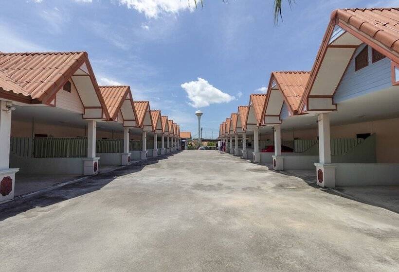 هتل Oyo 1070 Paradise Resort