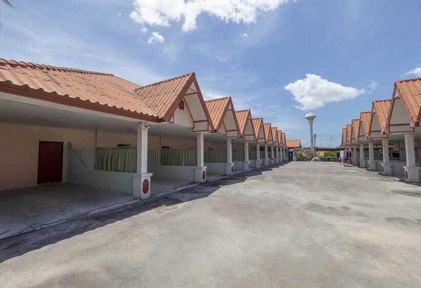 هتل Oyo 1070 Paradise Resort