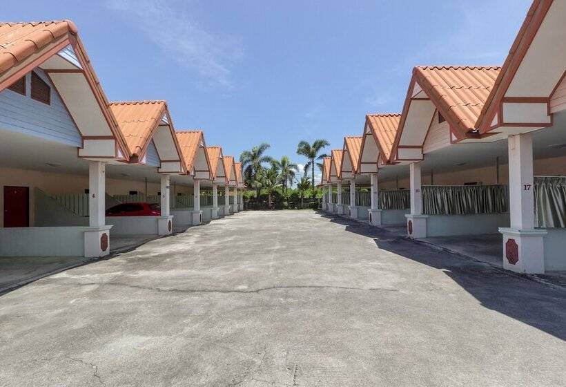 هتل Oyo 1070 Paradise Resort