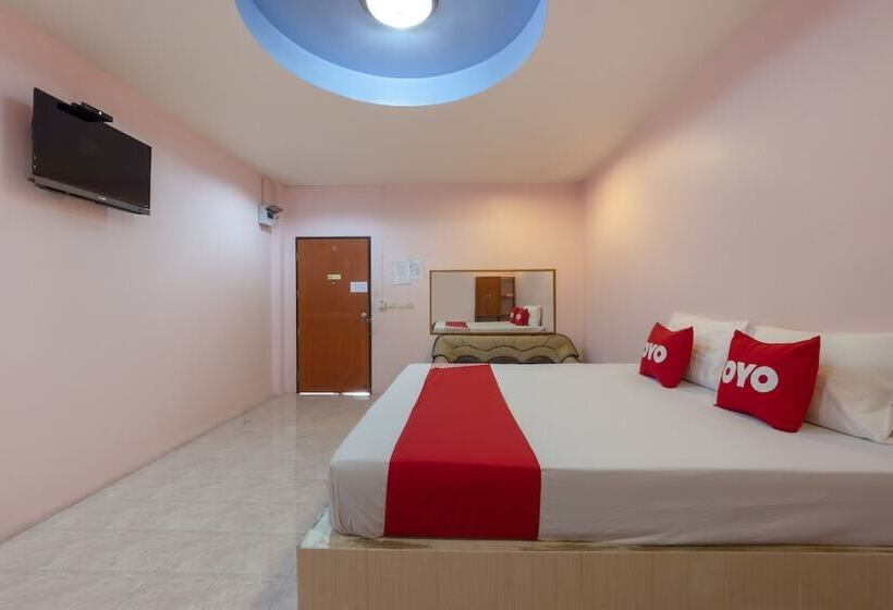 هتل Oyo 1070 Paradise Resort