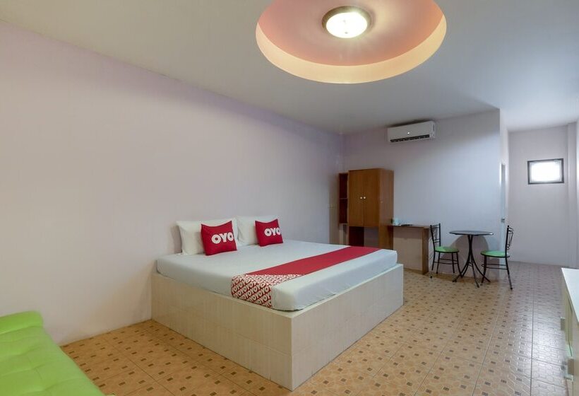 هتل Oyo 1070 Paradise Resort