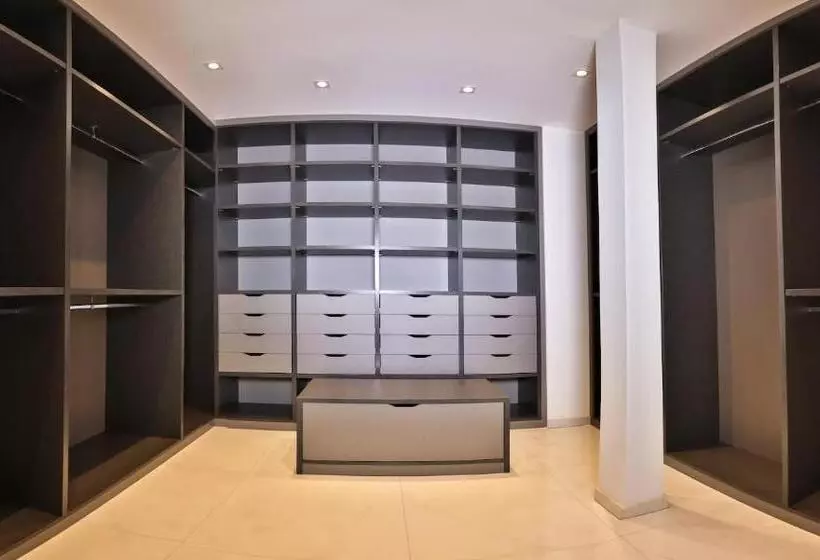Residenza Leca Colonna