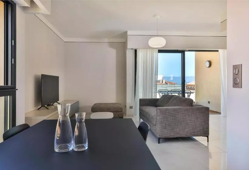 Residenza Leca Colonna