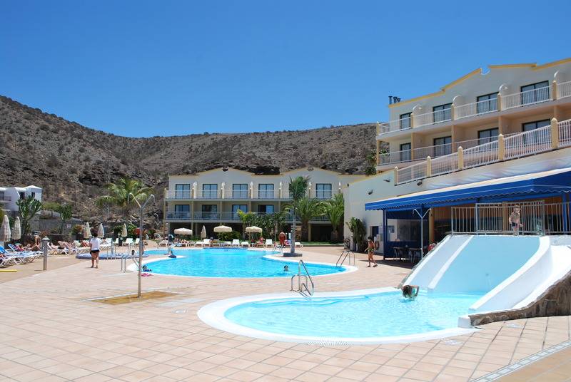 Apartamentos Natural Park