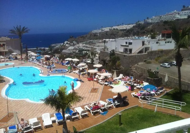 Apartamentos Natural Park