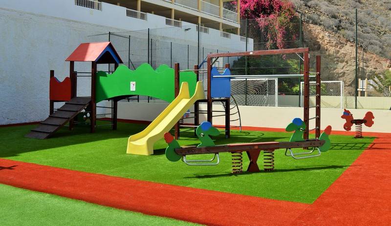 Apartamentos Natural Park