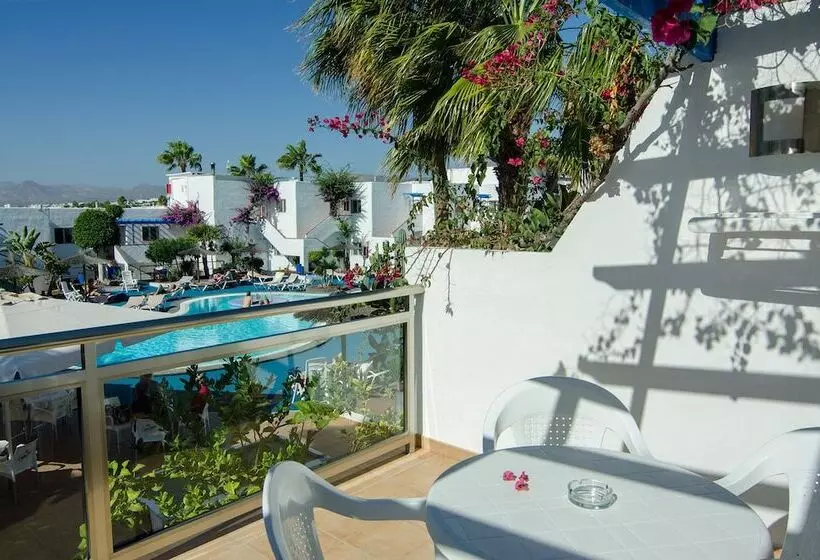 Apartamentos Parque Tropical En Lanzarote