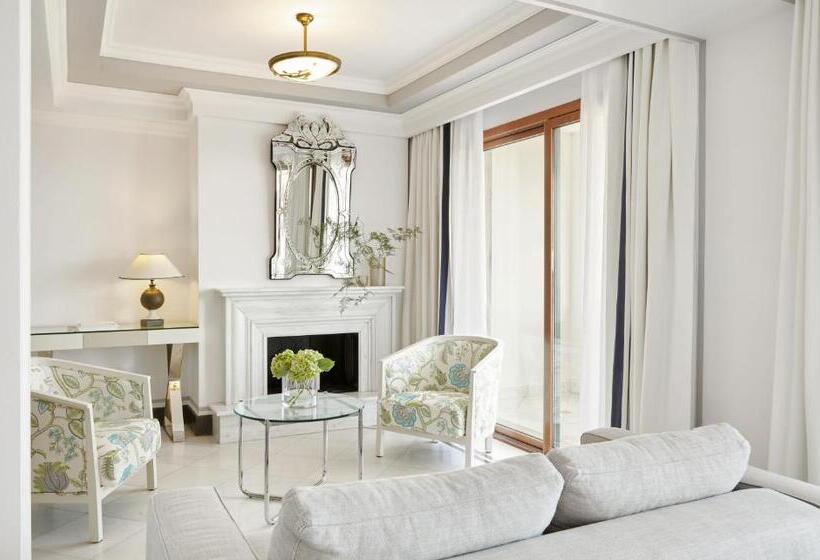 אתר נופש The Danai