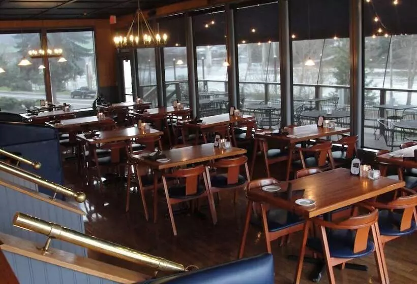 ホテル Best Western Plus Rivershore