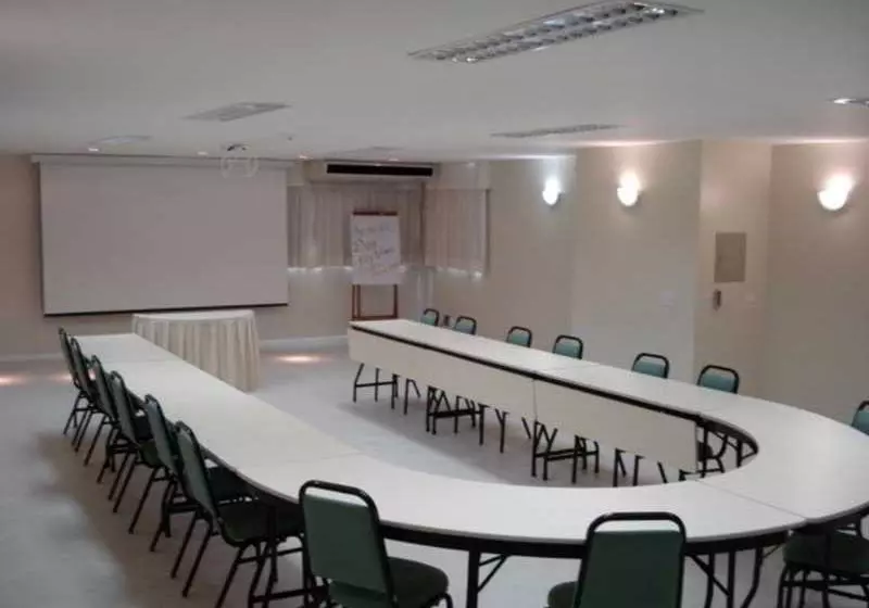 Bourbon Vitoria Residence Hotel