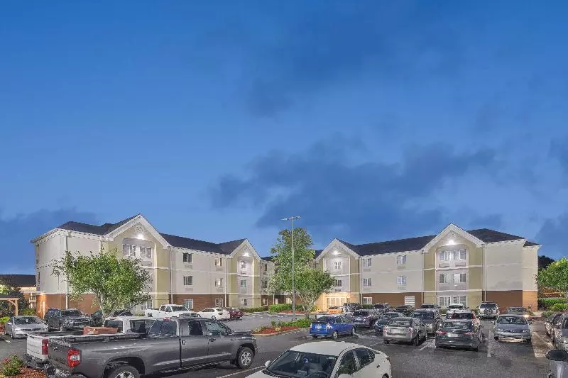 酒店 Candlewood Suites Huntersville Lake Norman Area, An Ihg