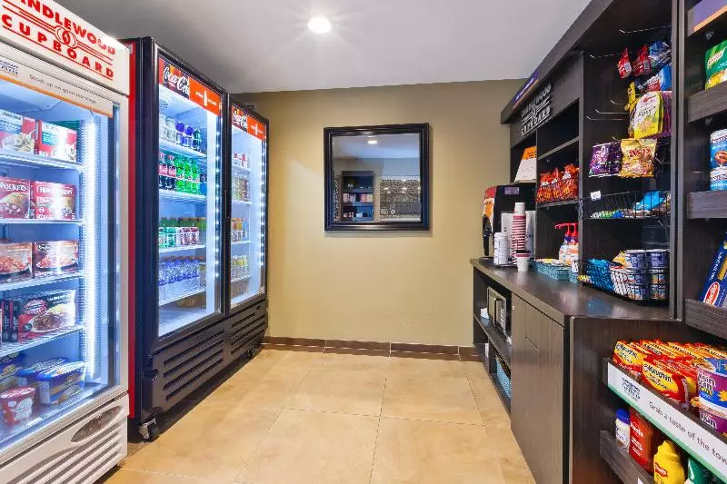 酒店 Candlewood Suites Huntersville Lake Norman Area, An Ihg