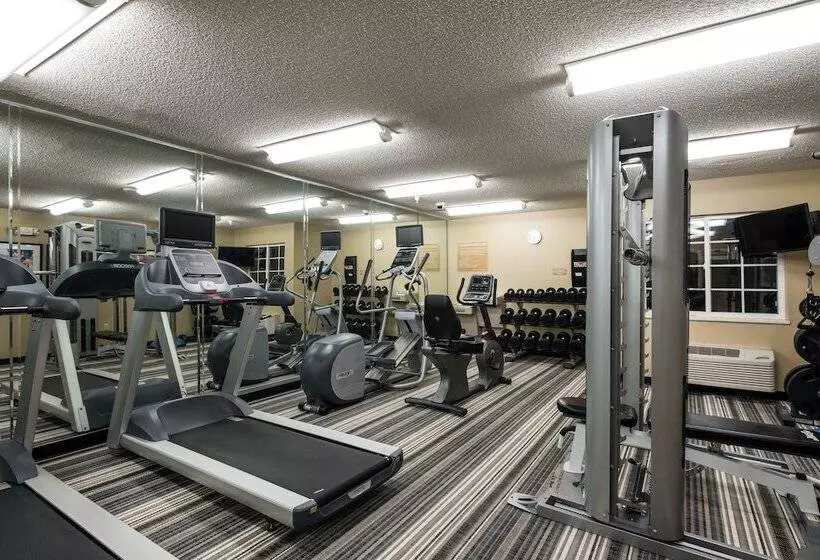 هتل Candlewood Suites Glen Allen Short Pump