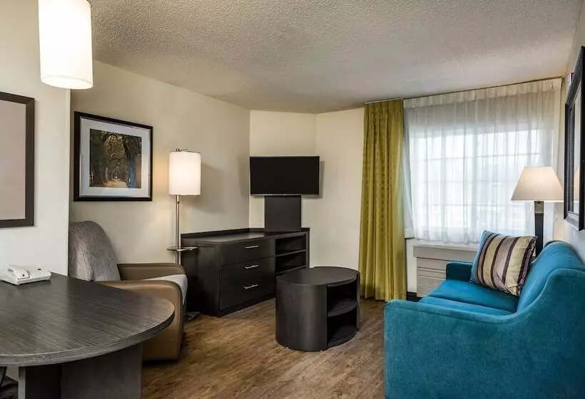 هتل Candlewood Suites Glen Allen Short Pump