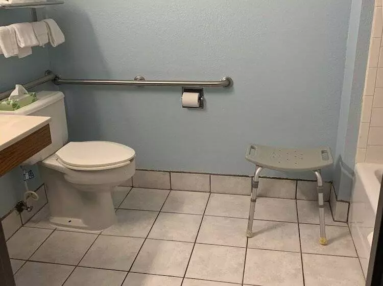 בית מלון כפרי Days Inn By Wyndham Greenwood Sc