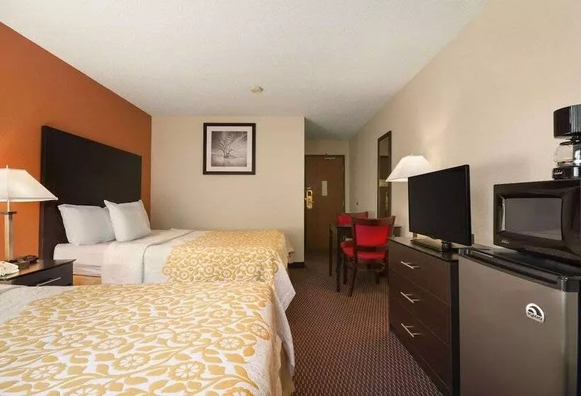 בית מלון כפרי Days Inn By Wyndham Greenwood Sc