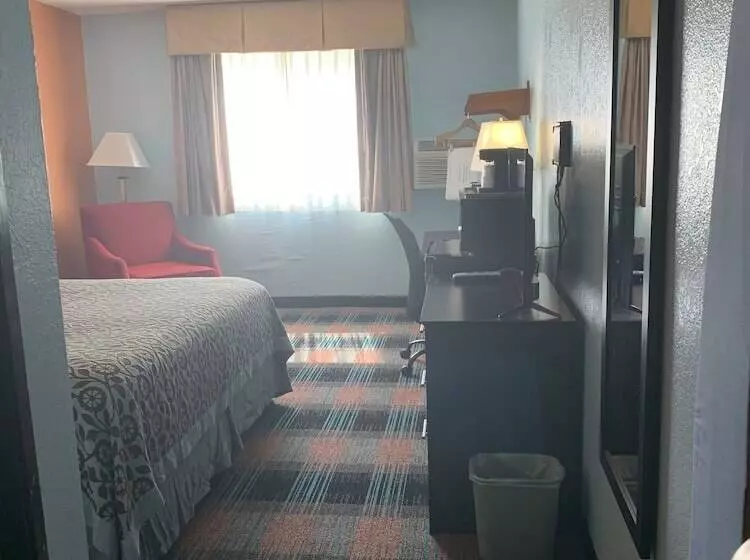 בית מלון כפרי Days Inn By Wyndham Greenwood Sc