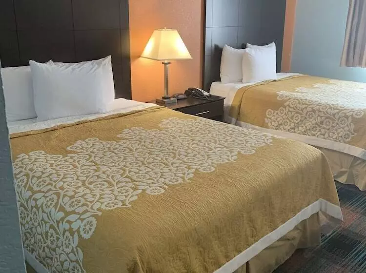 בית מלון כפרי Days Inn By Wyndham Greenwood Sc