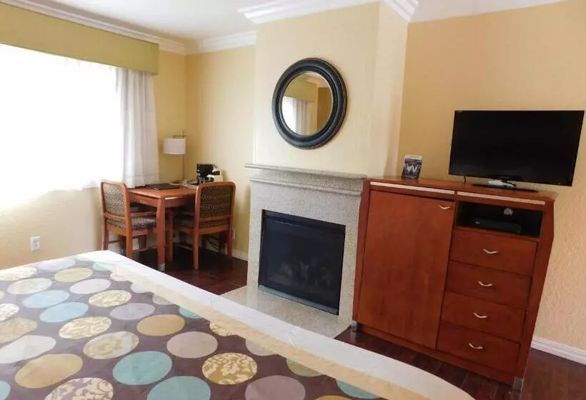 Отель Deer Haven Inn