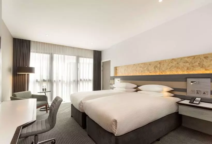 Hotel Doubletree By Hilton Edinburgh Queensferry Crossing