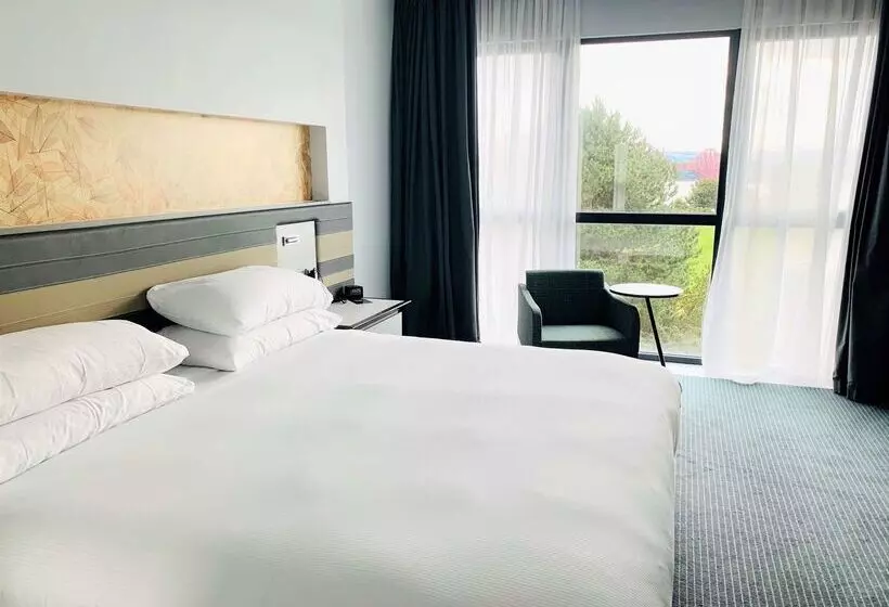 Hotel Doubletree By Hilton Edinburgh Queensferry Crossing