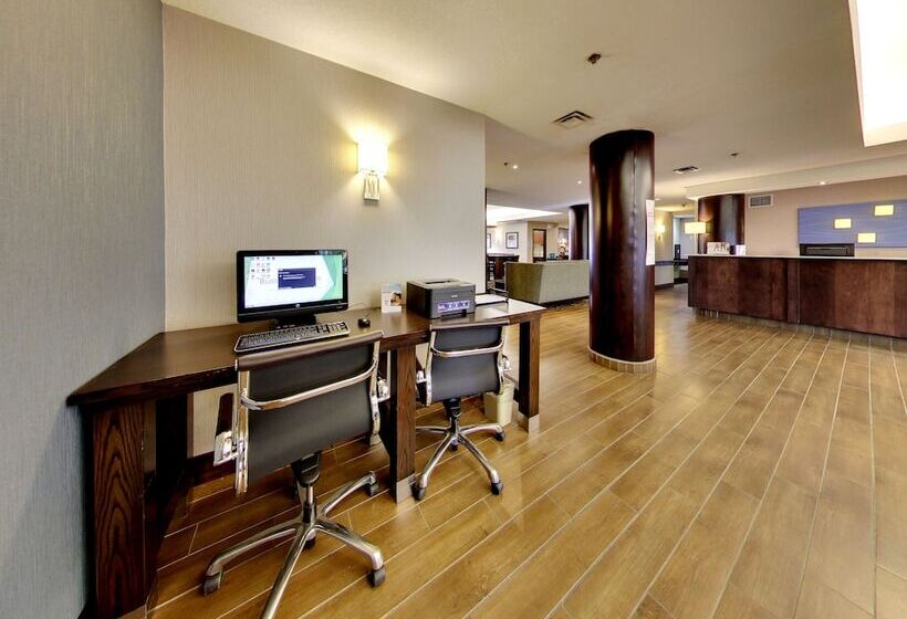 Holiday Inn Express Hotel & Suites   Edmonton International Airport, An Ihg