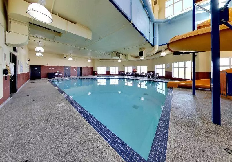 Holiday Inn Express Hotel & Suites Edmonton International Airport, An Ihg