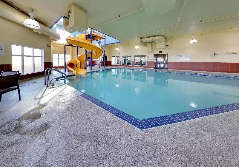 Holiday Inn Express Hotel & Suites Edmonton International Airport, An Ihg