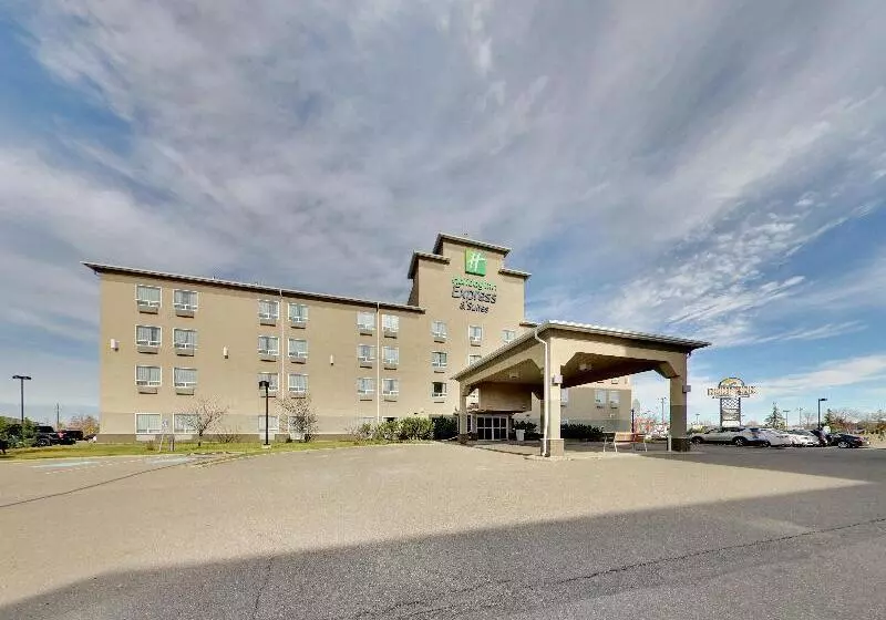 Holiday Inn Express Hotel & Suites Edmonton International Airport, An Ihg