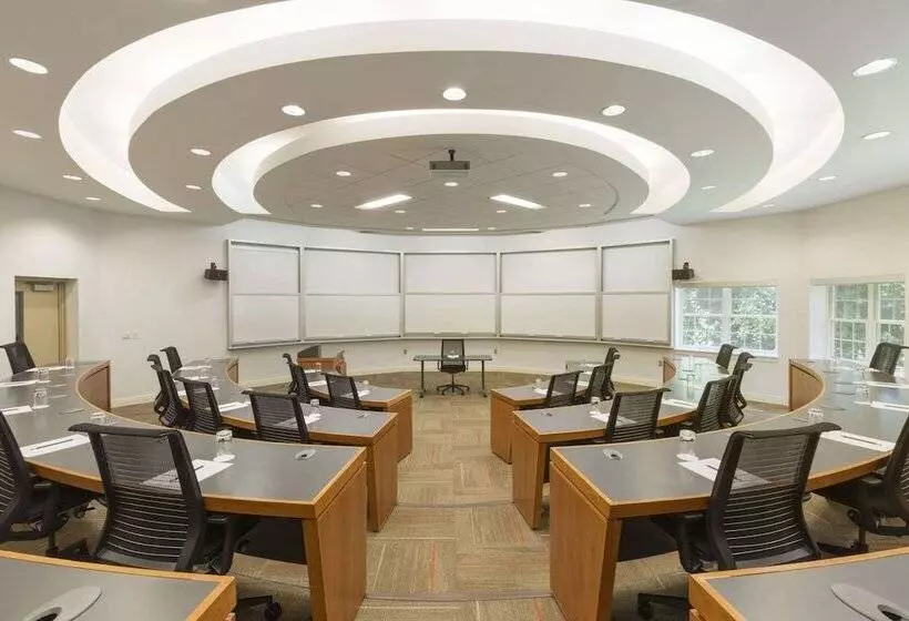 酒店 Ivey Spencer Leadership Centre