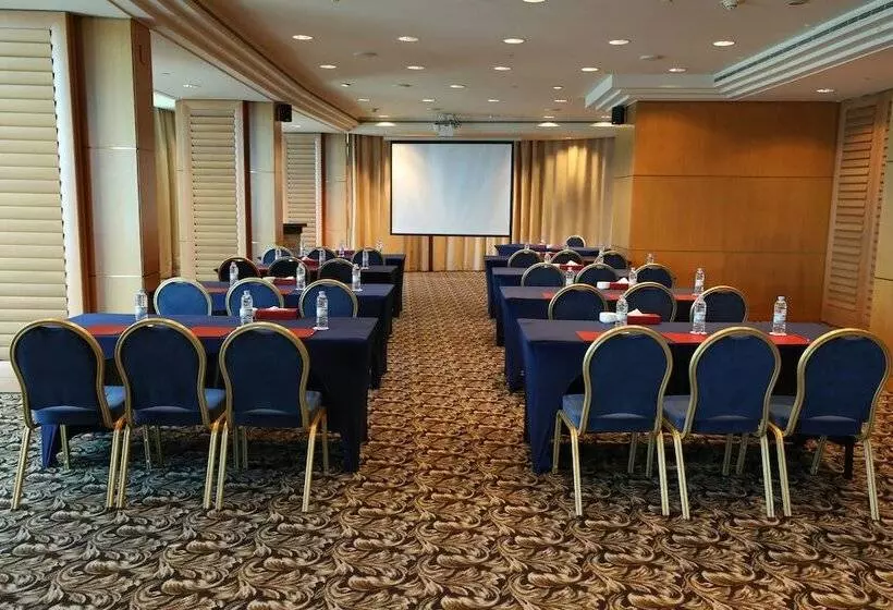 Le Royal Hotel   Beirut