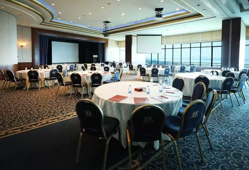 Le Royal Hotel   Beirut