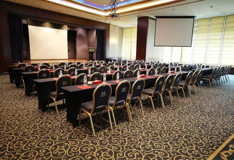 Le Royal Hotel   Beirut