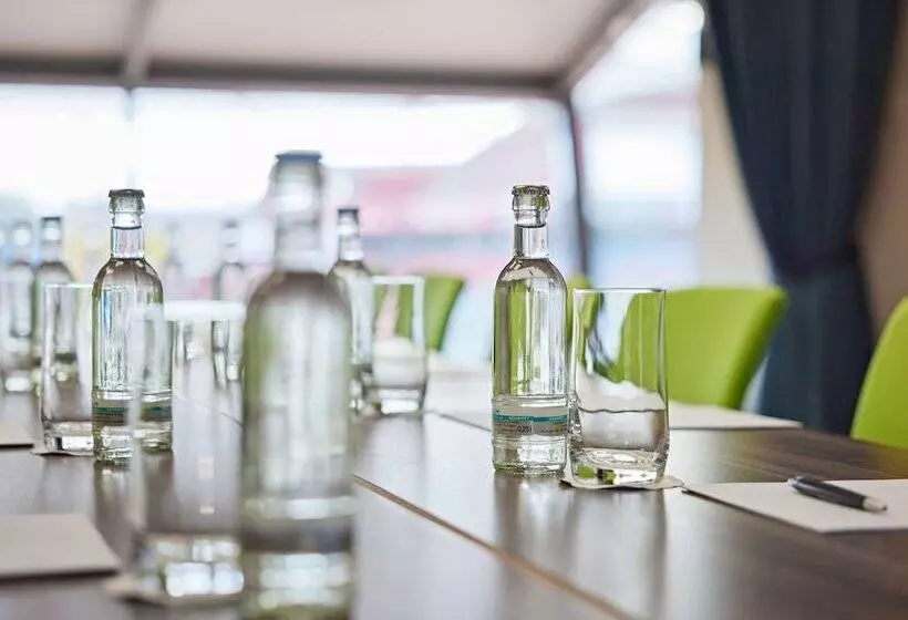 Lindner Hotel Leverkusen Bayarena, Part Of Jdv By Hyatt