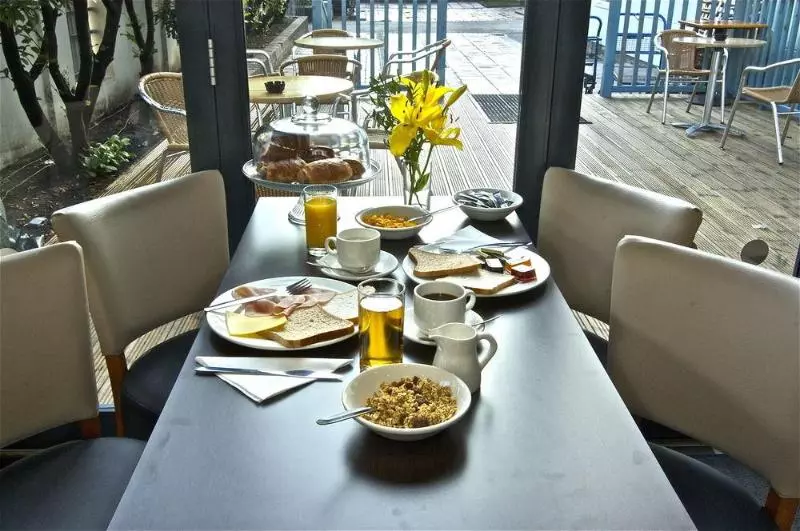 Hotelli The London Pembury