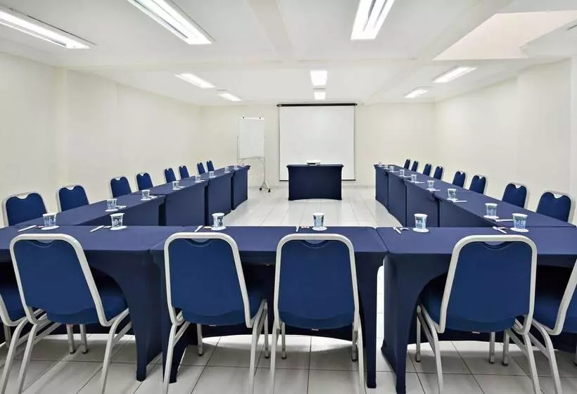 فندق Plaza Inn Flat Araxa