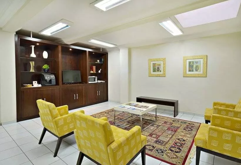 فندق Plaza Inn Flat Araxa