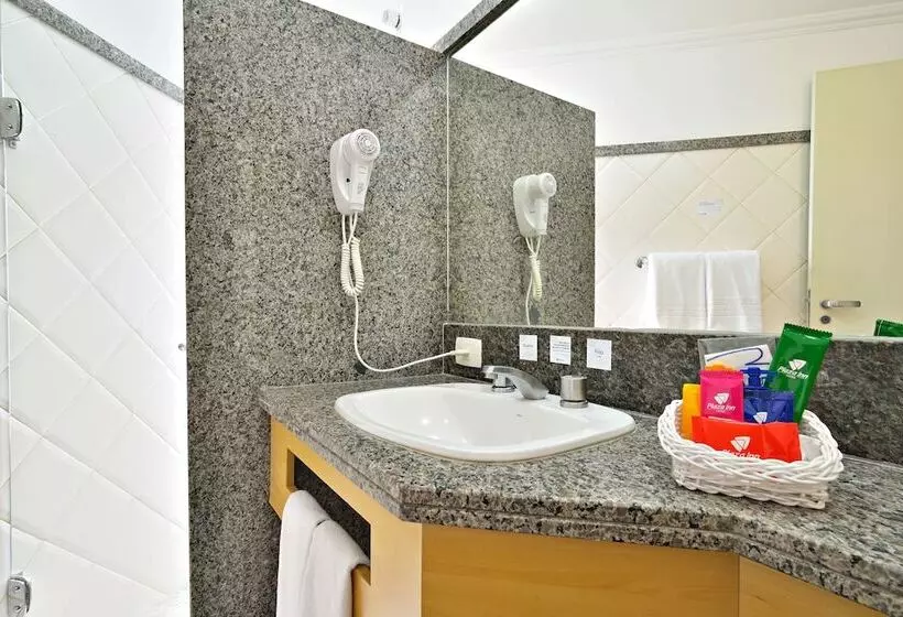 فندق Plaza Inn Flat Araxa