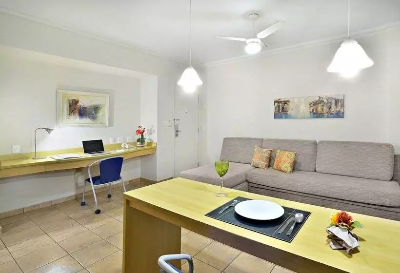 فندق Plaza Inn Flat Araxa