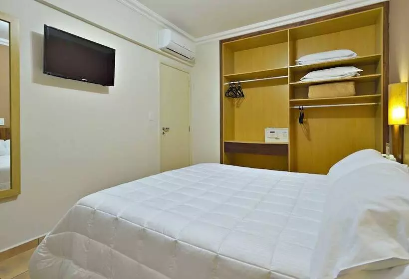 فندق Plaza Inn Flat Araxa