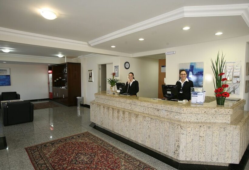 酒店 Plaza Inn Flat Araxa