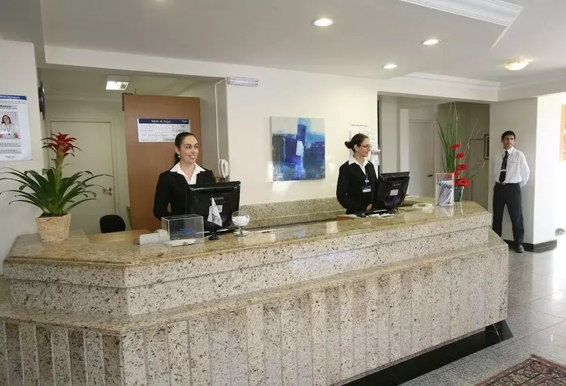 فندق Plaza Inn Flat Araxa