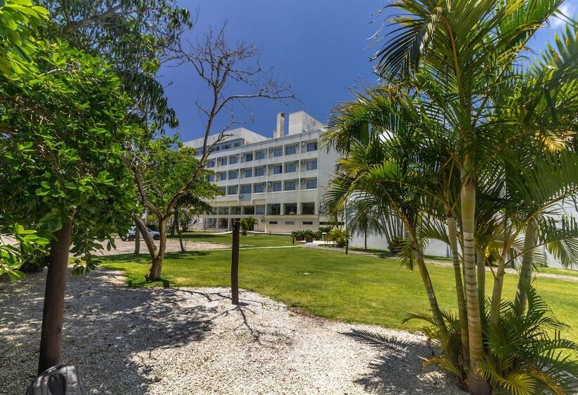 בית מלון כפרי Porto Sol Ingleses