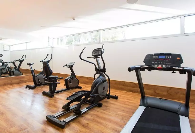 هتل Reverence Life