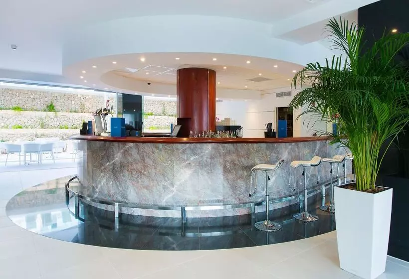 هتل Reverence Life