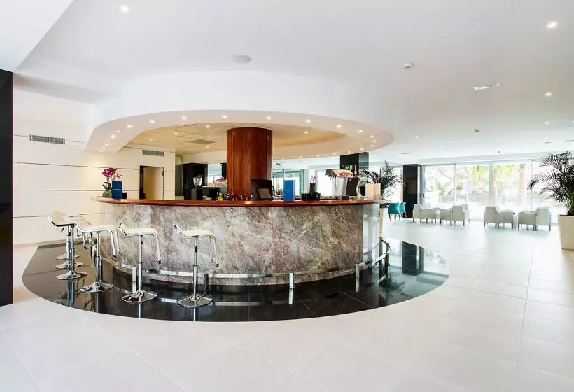 هتل Reverence Life