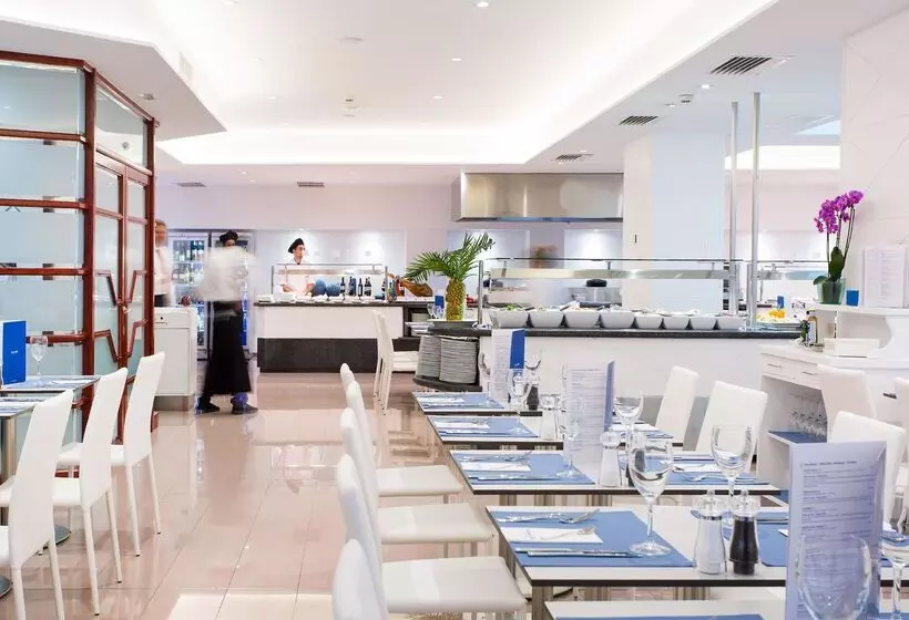 هتل Reverence Life