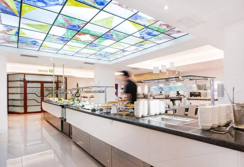 هتل Reverence Life