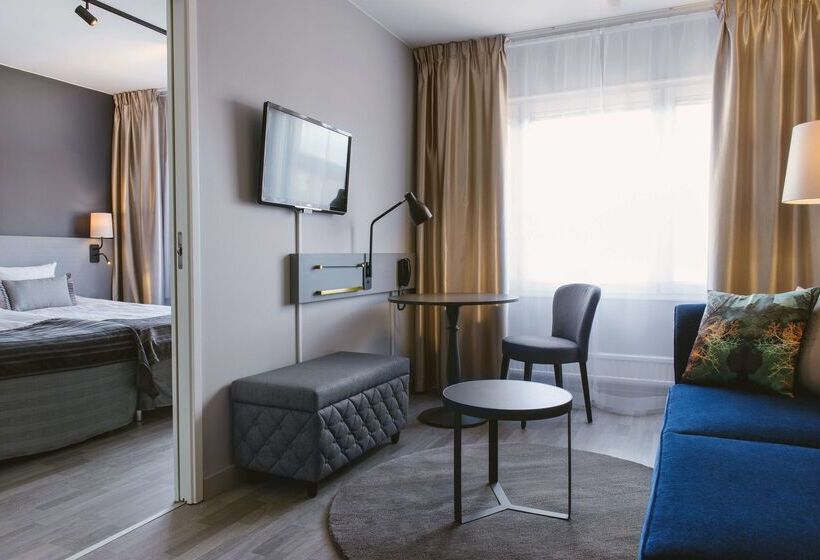هتل Scandic Star Sollentuna