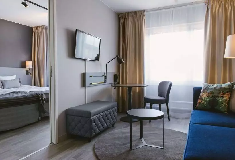 Отель Scandic Star Sollentuna